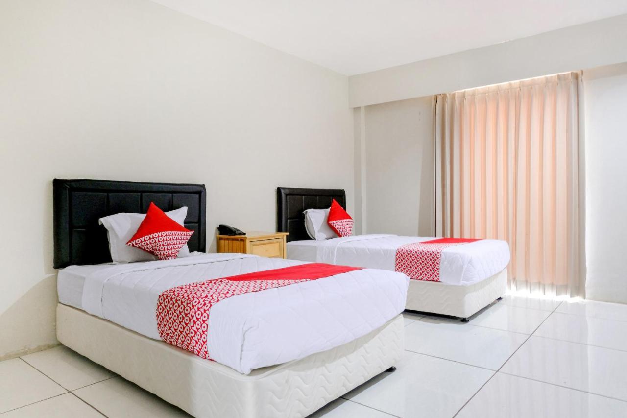 Capital O 892 Grand Pujon View Hotel And Resort Batu  Exterior foto